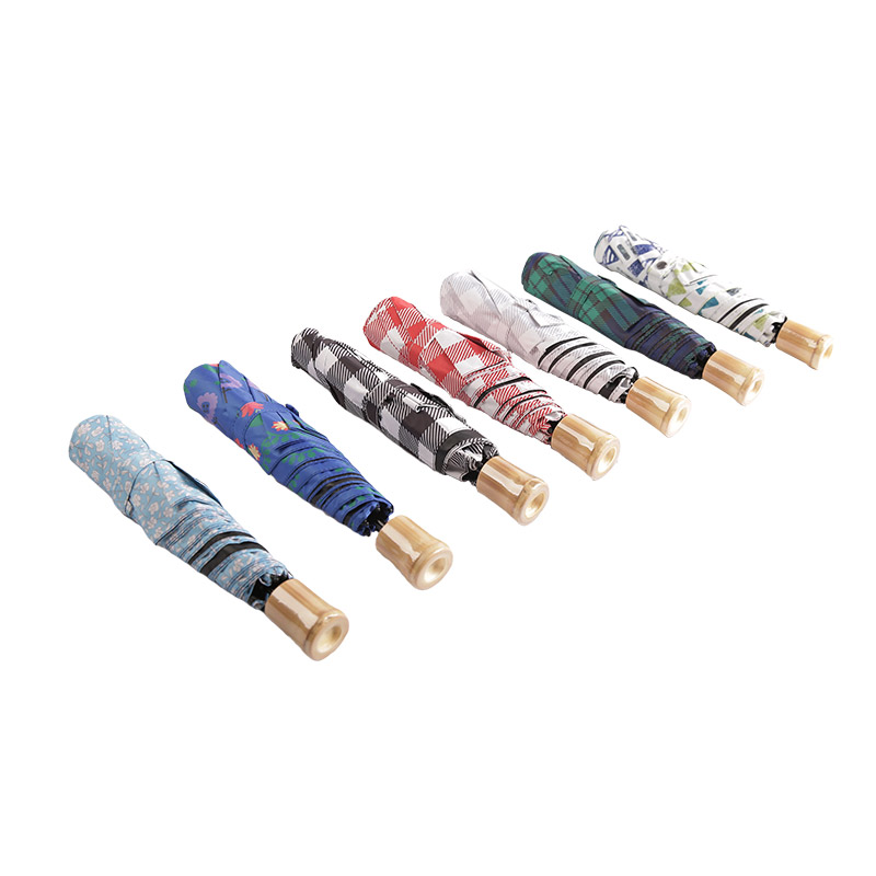 Mion-phatrúin Iolracha Pongee Le Scáthbhrat Trí-huaire Brataithe-0E6B0423